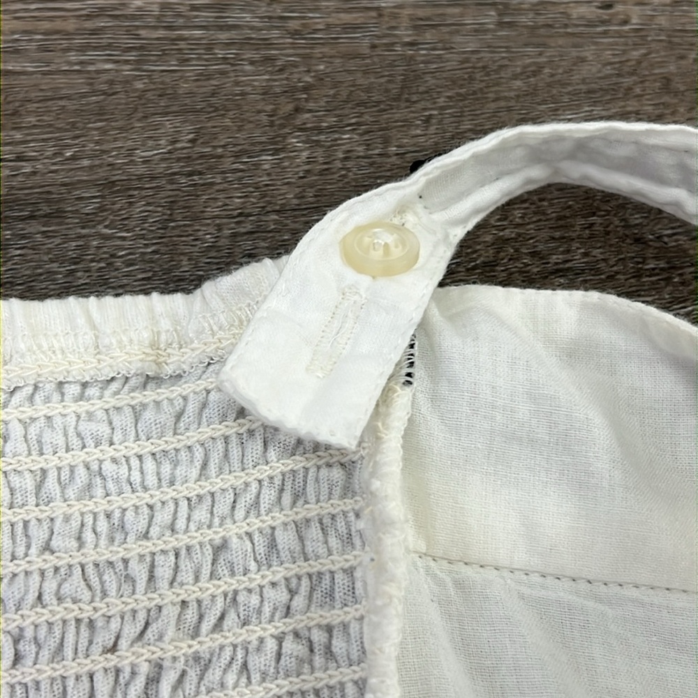 SOLD IN STORE Akemi + Kin Boho Crotchet Detailed Tank Top Size Medium - Picture 9 of 13